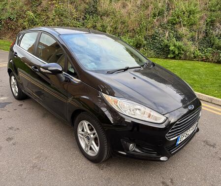 FORD FIESTA 1.0 T EcoBoost Zetec